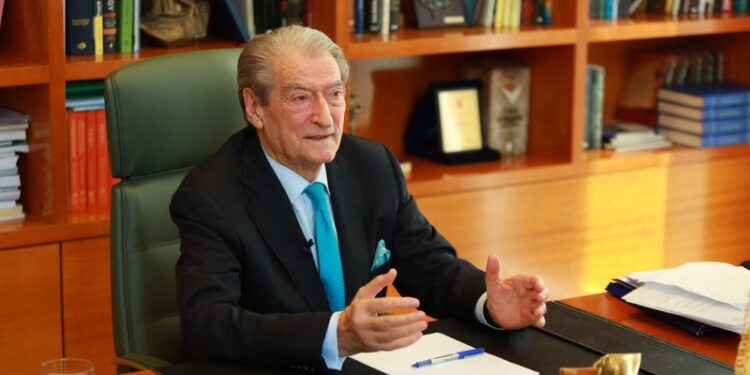 Sali Berisha urim për 2024 nga arresti shtëpiak
