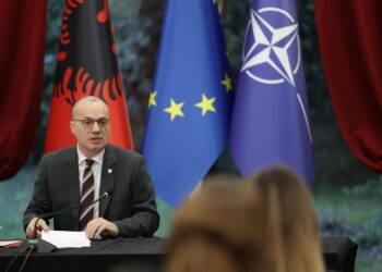 Ministri Hasani: Shqipëria dënon ashpër këto sulme të pajustifikuara nga Rusia
