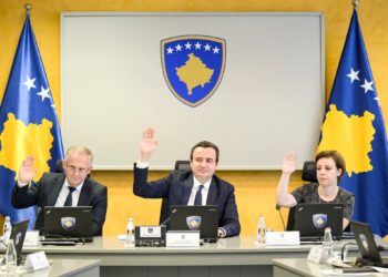 Qeveria e Kosovës ndan nga 100 euro për çdo pensionist dhe çdo fëmijë