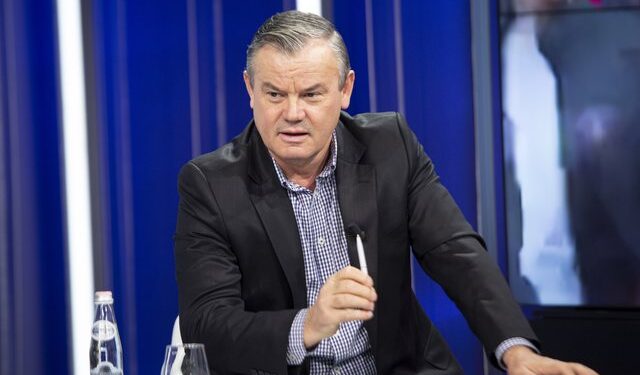 Nikoll Lesi: Fundi pa lavdi i Sali Berishës