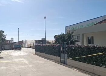 Tragjike/ 53-vjeçari humb jetën në pikën e grumbullimit, e goditi një makineri