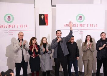 Veliaj nga Njësia 2: “Ftoj të rinjtë me ide t’i bashkohen familjes socialiste”