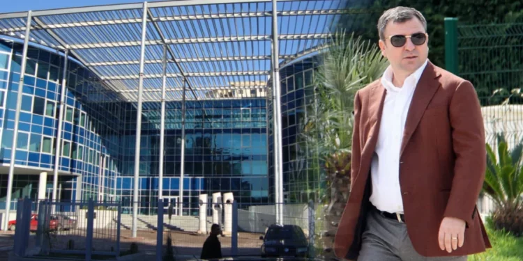 GJKKO vendos “Arrest shtëpie” për ish-kryebashkiakun e Durrësit Vangjush Dako