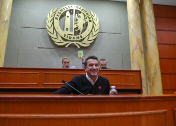 Veliaj: Më thanë se kishin urdhër nga kryetari partisë, papagaj që thjeshtë…