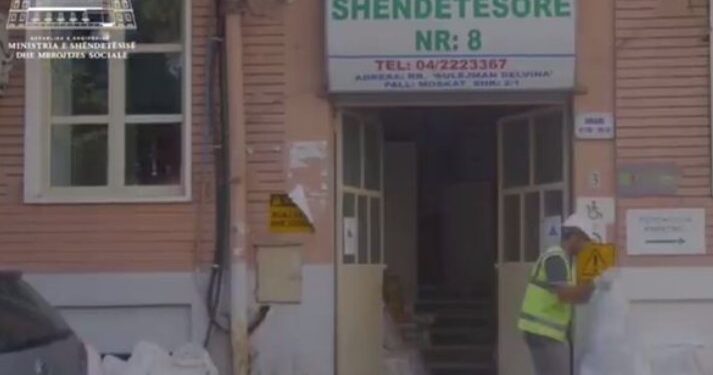 Skandal te Qendra Shëndetësore nr.8/ Mjekja refuzon të vizitojë foshnjen 11-muajshe