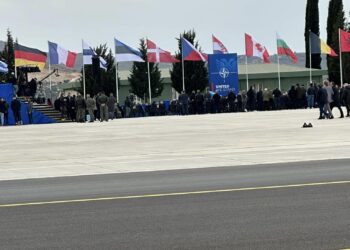 Baza në Kuçovë, Dogjani: Protokolli nuk kishte caktuar vend për deputetët e opozitës