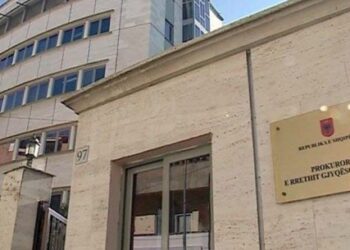 Prokuroria e Tiranës konfiskon pronat e Selami dhe Vasil Durakut të dënuar për…