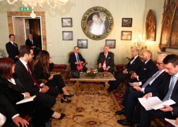 Presidenti Begaj takim me Mjeshtrin e Madh të Urdhrit Sovran të Maltës
