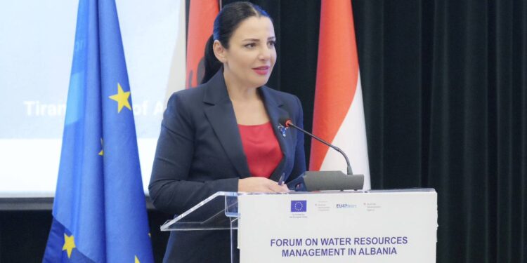 Balluku: Shqipëria është e angazhuar në mbrojtjen e burimeve ujore