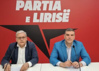 Blushi prezanton 5 prioritetet e PL për mësuesit dhe mjekët