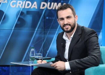 Lapaj: Qytetarët duhet të presin krahët e zgjatur të politikës ndaj drejtësisë