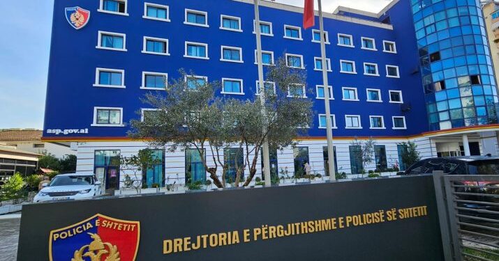 Trafiku i klandestinëve/ Biznesmenë dhe policë, kush janë të arrestuarit
