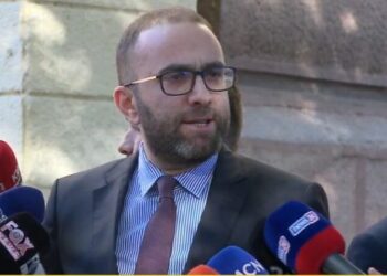 Bardhi: Demokratët do t’i qëndrojnë idesë për mocion me debat për çështjen e Xibrakës