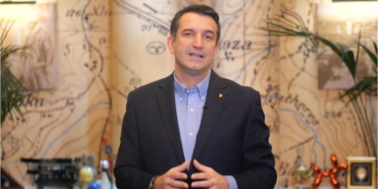 Veliaj ironizon: “Më gjykoni nga reputacioni i armiqve që kam bërë”