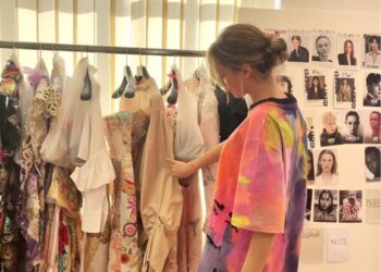 FEGO: Moda e Qëndrueshme Pioniere në Partneritet me Mikun e Tokës