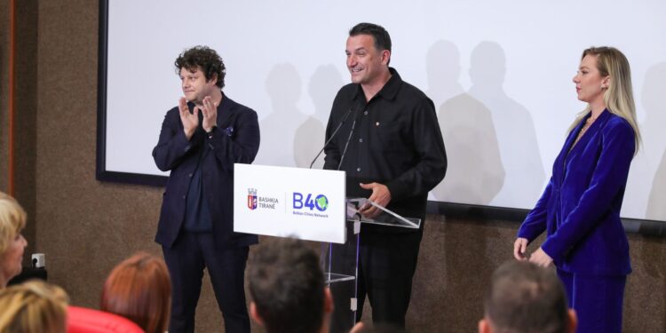 Shfaqja e parë në kinema “Maks Velo”, Veliaj: “Do gjallërojë jetën në Laprakë”