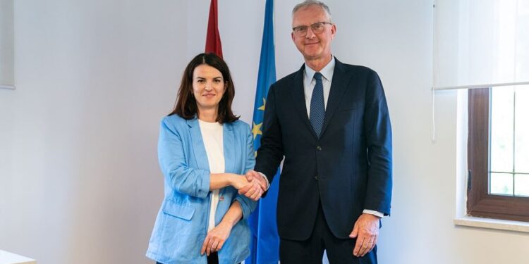 Ministrja Koçiu takim me drejtorin e EMCDDA, Alexis Goosdeel