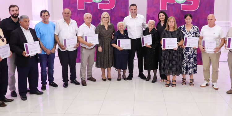 Veliaj për opozitën: “Në fushatë xhirojnë gomat, kur humbasin djegin gomat”