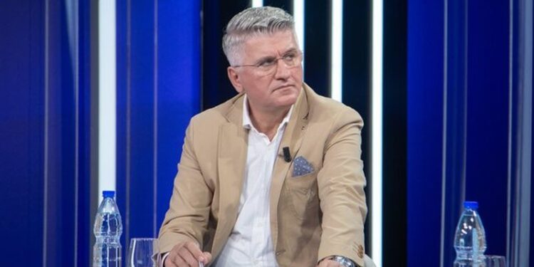 Rrëfenjë e shkurtër patriotizmi të ndezuar për duelin ndërmjet Gjikurisë dhe Tavos!