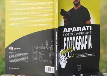 Aparati fotografik dhe fotografia, njihuni me librin më të ri manual nga Kudret Plaku