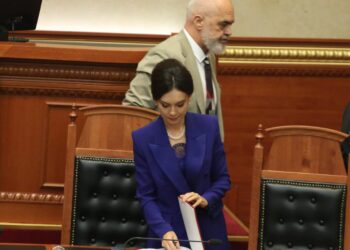 Elisa Spiropali zgjidhet kryetare e Kuvendit të Shqipërisë , ja sa vota mori