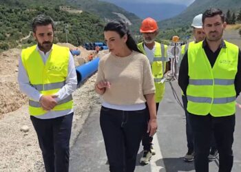 Balluku: Ndërtimi i rrjetit për furnizimin me ujë të zonave bregdetare rrit cilësinë