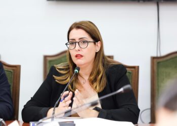 Manastirliu prezanton projektligjin për hapjen e Kampusit të Universitetit Shtetëror