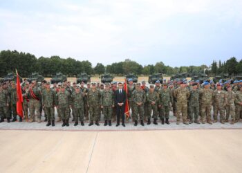 Pirro Vengu në Komandën e Forcës Tokësore: Vëmendje ndaj personelit ushtarak dhe…