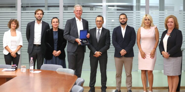 Nxitet partneriteti për Sigurinë Kibernetike midis Shqipërisë dhe Holandës