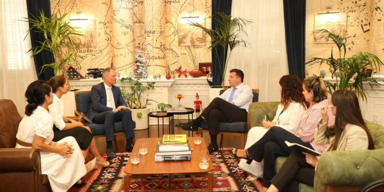 Shqipëria, vendi pritës në Panairin e Turizmit “ITB Berlin”,Veliaj pret organizatorët
