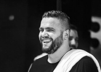 Flori Mumajesi bën veprimin e papritur, një projekt i ri muzikor?