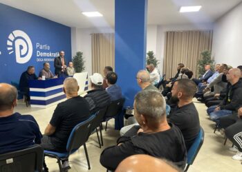 Bardhi nga Roskoveci: Qeveria punon kundër interesave të qytetarëve