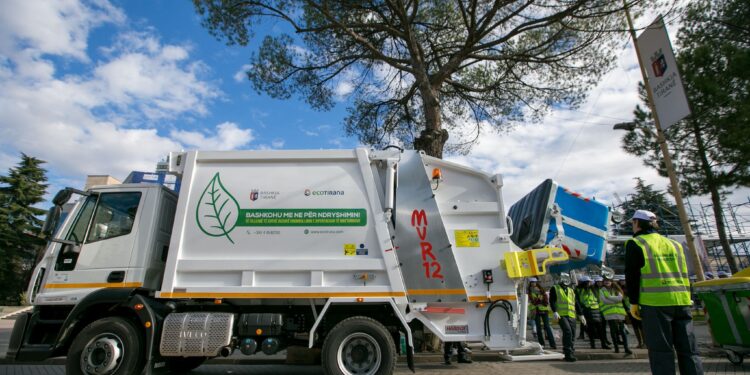 Veliaj: Eco Tirana nis aksionin e madh të pastrimit jashtë qendrës së Tiranës dhe…