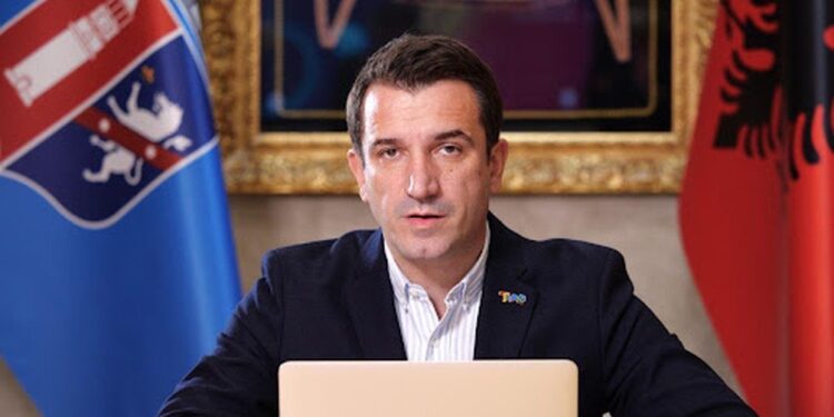 Ushqim falas në shkollat 9-vjeçare, Veliaj jep lajmin e mirë…