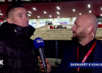 Lotët e nënës së Roshit, futbollisti tregon mesazhin më emocionues! Gjasula: Do më mungojnë tifozët!
