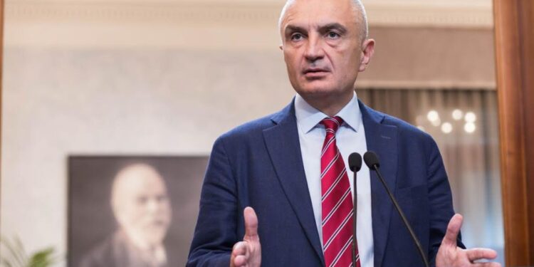 Meta reagon nga qelia për pensionistët: U jepet lëmoshë. Janë kategoria më e diskriminuar!