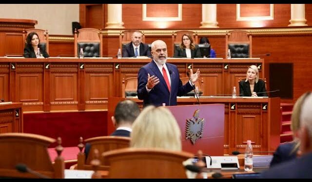 ‘Nuk po jep llogari’/ Opozita bllokon fjalimin e Ramës