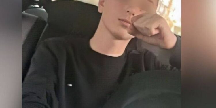 14 vjecari poston foto në SnapChat pasi vrau bashkëmoshtarin