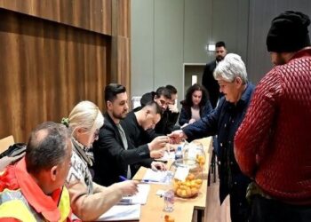 Rindërtimi / Hidhet shorti për apartamentet në Kombinat. Banorët hyjnë në shtëpitë e reja për Vitin e Ri