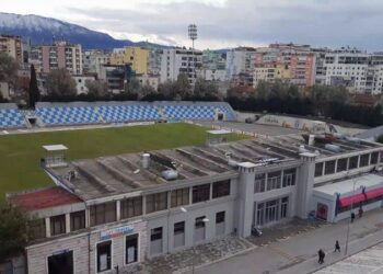 “Stadiumi “Selman Stërmasi” do të prishet”, gazetari: Refik Halili nuk ka asnjë centimetër në këtë sipërmarrje