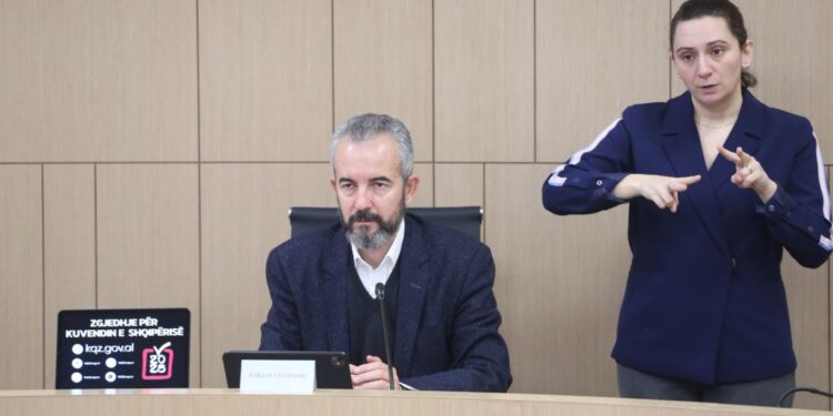 Vota e Diasporës, KQZ nis regjistrimin, Celibashi apel për ndryshim në Kod