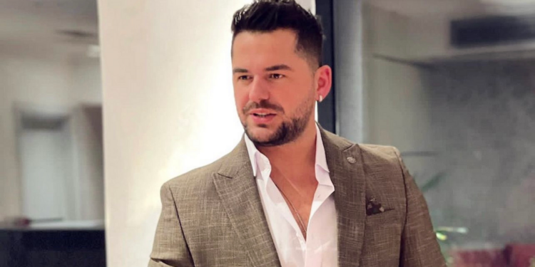 “Kur këndoj në dasma emocionohem”, Shpat Kasapi: Është prekëse kur vajza del nga shtëpia