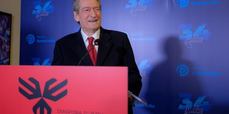 Sali Berisha: Jemi në startin e fuqishëm drejt fitores! U përpoqën të na bëjnë copë e çikë, por…