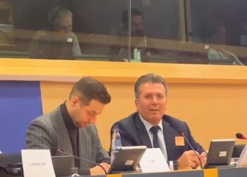 “Modeli i Maqedonisë së Veriut, histori suksesi”- Mediu në Bruksel: Qeveri teknike për të ndaluar blerjen e votave