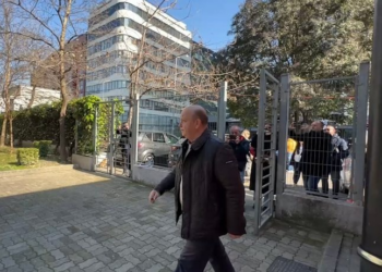 Paraqitet sërish në SPAK ish-zv.ministri i Energjisë, Ilir Bejtja