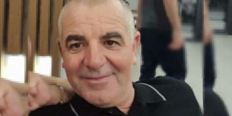 I zhdukur prej dy ditësh, gjendet i pajetë në plazhin e Gjirit të Hartës 49-vjeçari, Naim Likometi